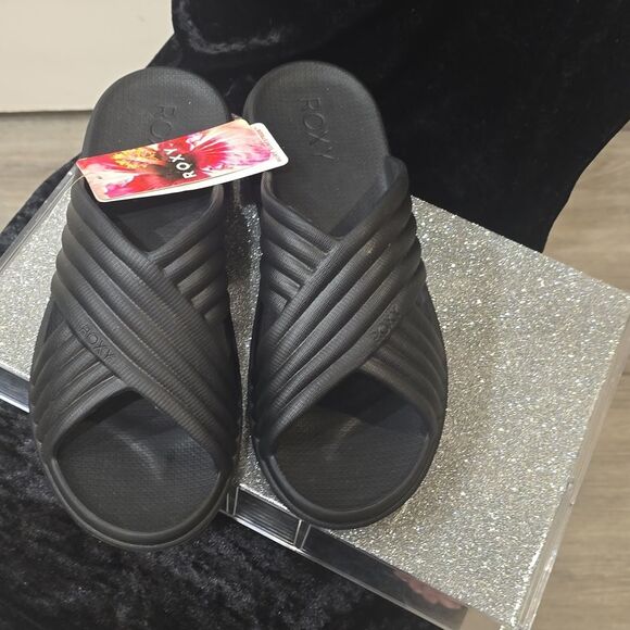 Roxy Rivie Slide Sandals- Black - Picture 7 of 8